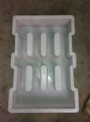 隧道蓋板塑料模具【華勝】做工精細可按圖紙定做圖片_高清圖_細節(jié)圖-保定市北市區(qū)華勝塑料模盒加工廠