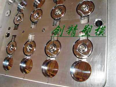 【專業高擋翻蓋模具,蝴蝶蓋模具和產品加工】價格,廠家,圖片,塑料模,余姚市朗霞創精塑料模具廠-