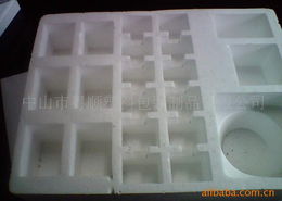 專注品質(zhì)，創(chuàng)新服務(wù) 中山市粵順?biāo)芰习b制品的塑料模具制造之路